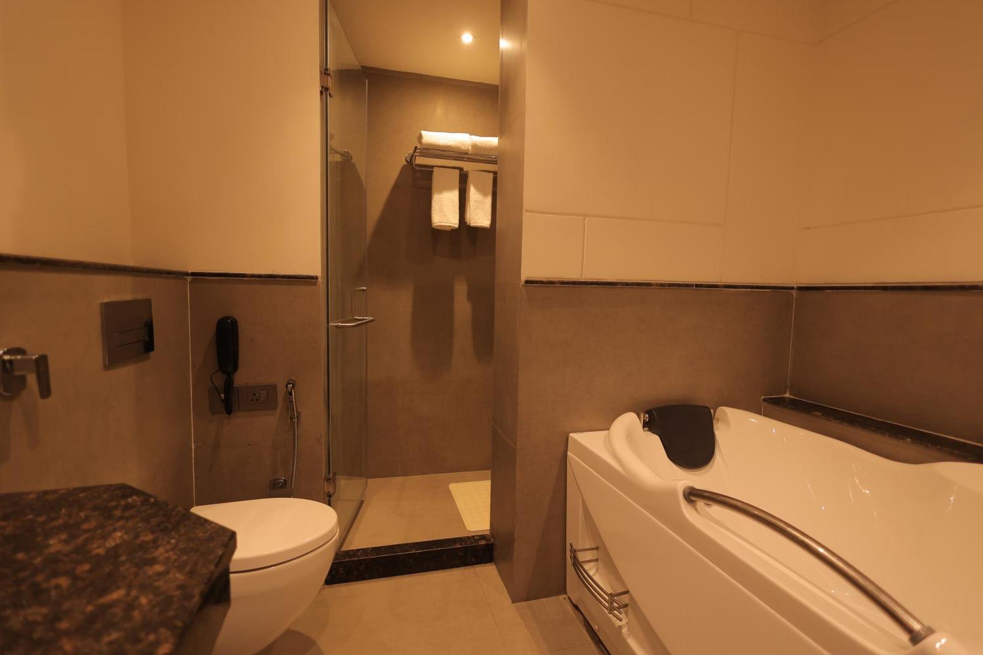 Pride Elite Haridwar Hotel Екстериор снимка